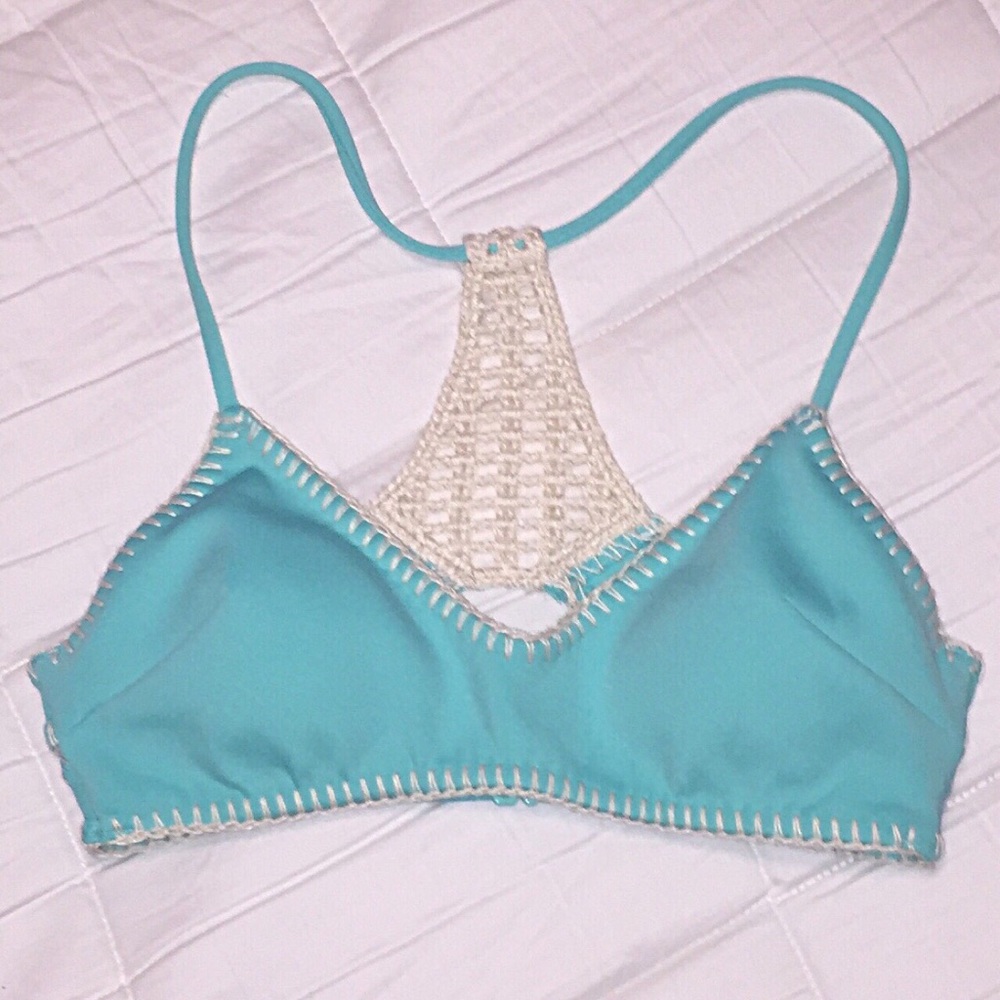 🔥MOVING SALE📦 🆕VS Surf Bikini Top